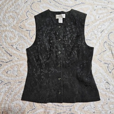 Vintage Casual Corner Women’s Vest – Hunter Green Floral – Size 6 - Image 1 of 4