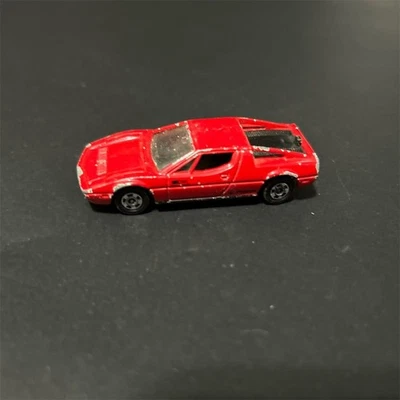 Coche diecast vintage Tomica Maserati Merak SS rojo escala 1:62 1976 Foto 1 de 4