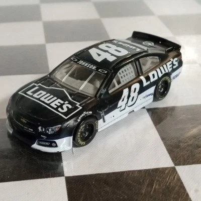 Jimmie Johnson NASCAR 1/64 Diecast Lowe’s #48 RARO Bowman Throwback Solto - Imagem 1 de 4