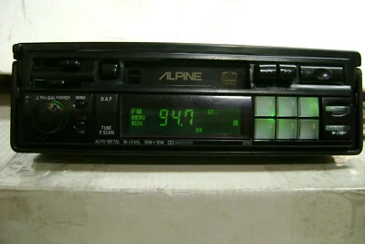 ALPINE 7292  AM/FM /CASSETTE, WITHOUT SLEEVE OR POWER PLUG Foto 1 de 4