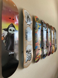 Skateboard Deck Display Floating Wall Mount