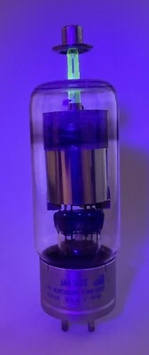 Tubo electrónico ITT vintage años 60 JAN 5C22 UV reactivo Foto 1 de 4