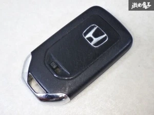 Genuine Honda Vezel Fit Shuttle 2-button keyless smart key - Picture 1 of 4