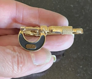 Vintage Mitutoyo Caliper Tie Bar Clip Engineer Machinist Gold Tone Made In Japan - Picture 1 of 5