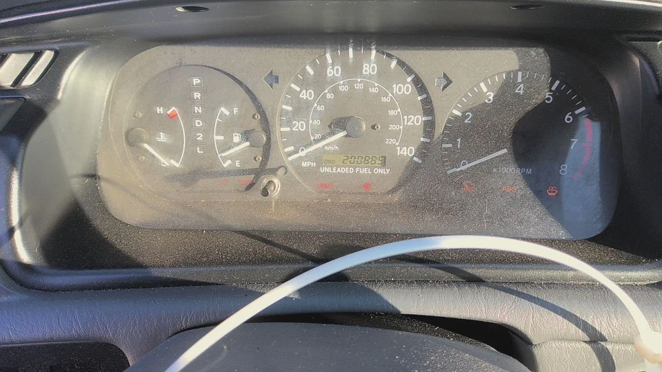 Velocímetro TOYOTA CAMRY 97 98 99 00 01 Foto 1 de 1