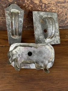 Antike primitive Metall Ausstechformen mit flacher Rückseite und Griffen Tiere 20er Jahre 3 - Bild 1 von 13