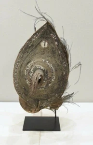 Papua New Guinea Woven Talipun Mask - Picture 1 of 5