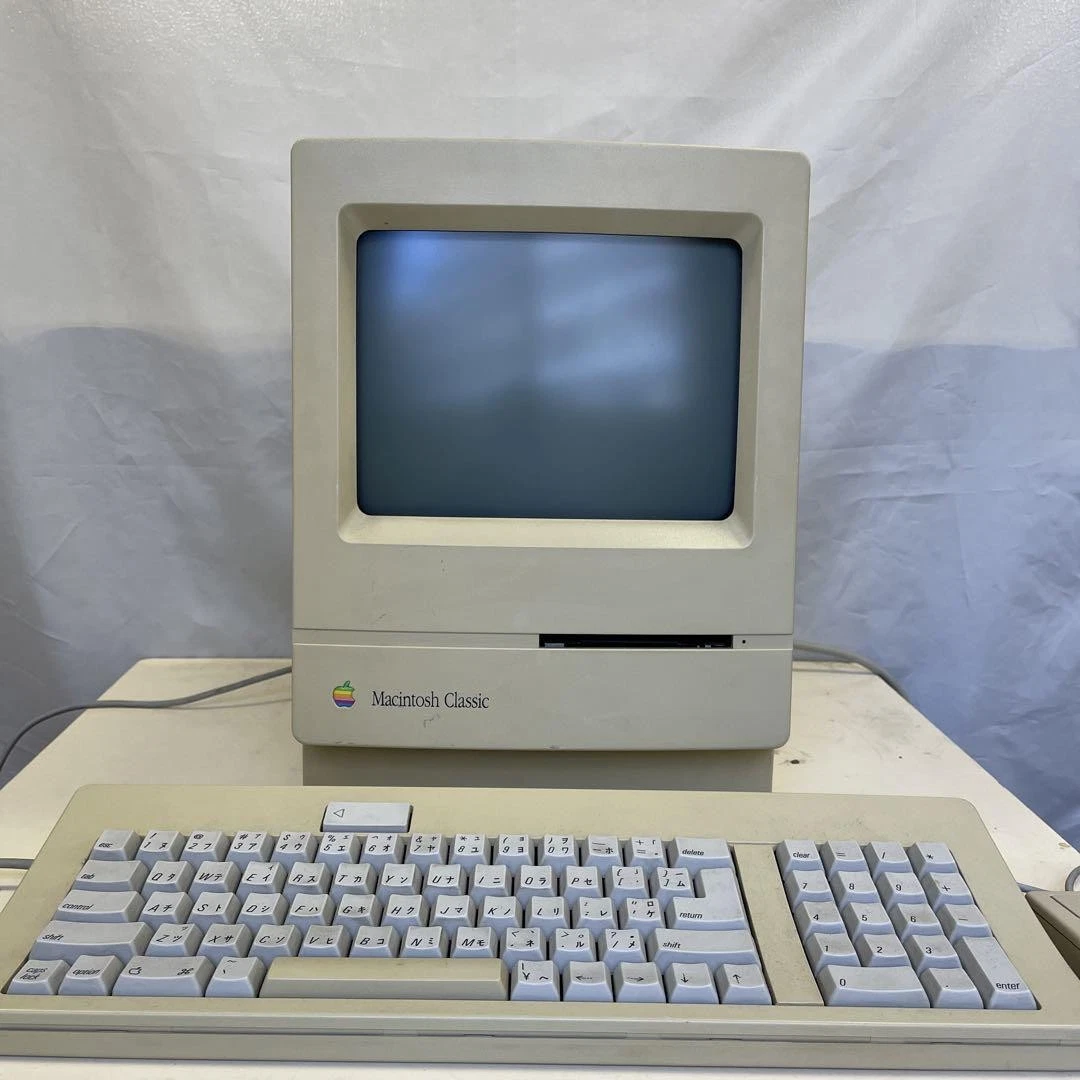 Apple Macintosh Classic Vintage Computers & Mainframes for sale