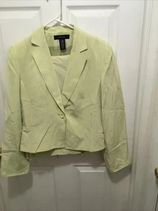 Women's Jones Wear 2 Piece Career Jacket and Skirt Suit Size 8 Lime Green!! - Picture 1 of 16