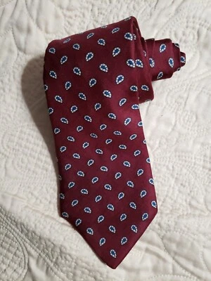 Corbata Don Loper 100 % seda para hombre roja con diseño de cachemira azul y blanca Foto 1 de 4
