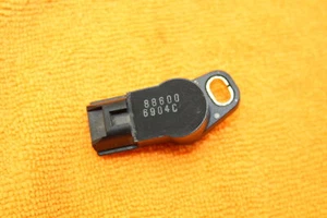 07-19 BURGMAN AN400 TPS - SECONDARY THROTTLE POSITION SENSOR - Picture 1 of 2