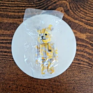 A BATHING APE 28TH ANNIVERSARY BE@RBRICK BAPE CAMO #2 100% Yellow/Gray Medicom - Picture 1 of 2