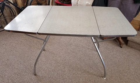 Vtg 1950s 1960s DROP LEAF KITCHEN TABLE THE HOWELL CO. GRAY 48X30 CHROME LEGS Cover