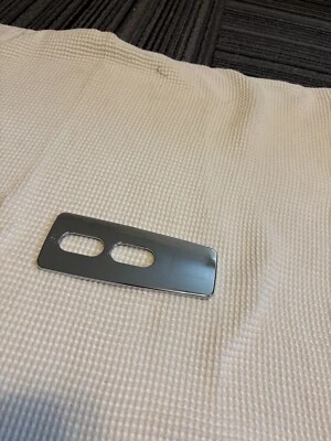 Cubierta de interruptor de ventana cromada para Freightliner Cascadia 2008-2017 Foto 1 de 4