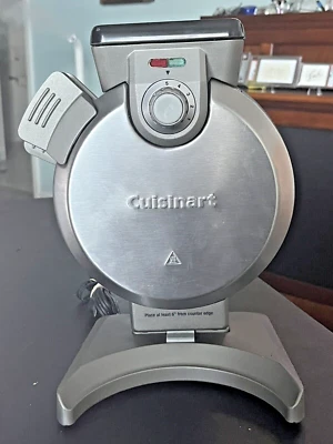 Gofrera vertical Bélgica Cuisinart, modelo WAF-V100C excelente Foto 1 de 3