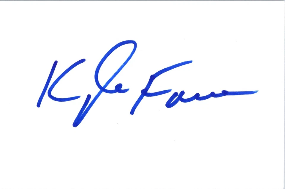 AUTOGRAPH Kyle Farmer Cincinnati Reds Index Card Blue Sharpie - Image 1 of 1