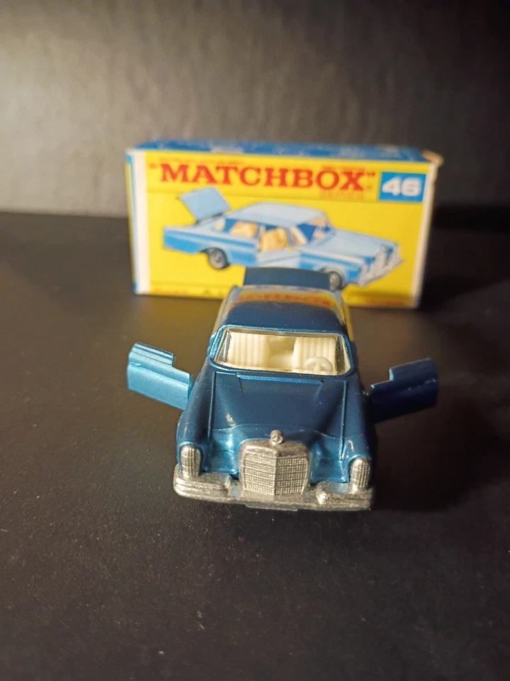 Matchbox #46C Mercedes Benz 300 SE 1968 Blue In Crisp Original F2 Script Box - Image 1 of 4