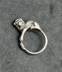 925 Sterling James Yesberger Ring ruhender Löwe Gr. 10 - 15,0 g - Bild 1 von 7