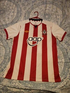 Southampton 2011/2012 England Home Soccer Jersey Size M - Picture 1 of 3