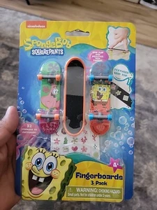 Nickelodeon Spongebob Squarepants 3 Pack Fingerboard Skateboards & 32 Stickers - Picture 1 of 8
