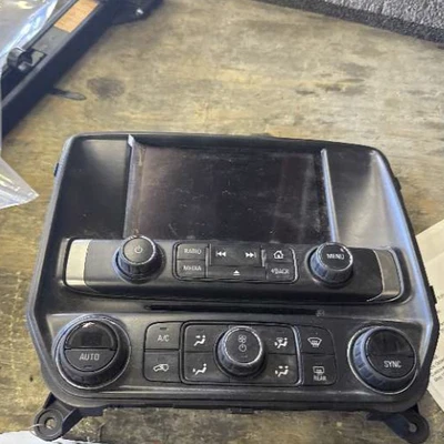 2015-2016 Chevrolet Silverado 1500 Radio Control Screen With Temperatur Contrllr - Image 1 of 4