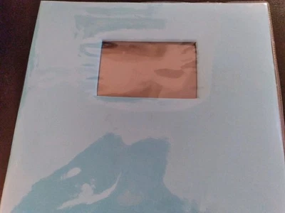 ÁLBUM DE RECORTES DE TELA TURQUESA CLARO 12"X12" POSENCUADERNADO CON VENTANA FOTOGRÁFICA FRONTAL Foto 1 de 3