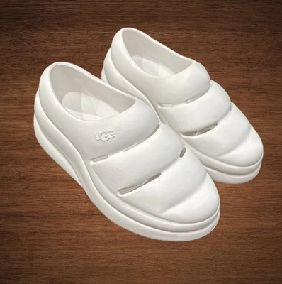 UGG women’s sport yeah clog slip on white rubber . Size 7,5 - Image 1 of 4