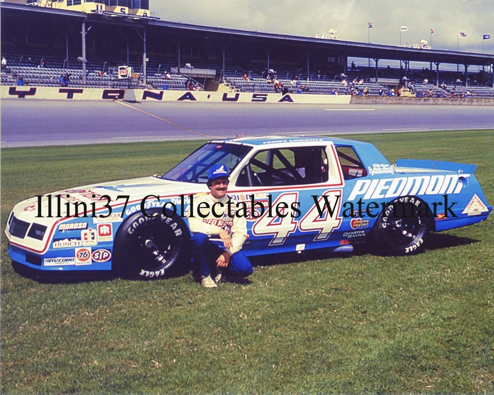 Foto 8x10 Terry Labonte #44 1985 Piedmont Daytona NASCAR CARRERAS DE AUTOS  Foto 1 de 1