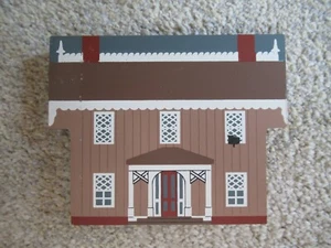 1993 Cats Meow Village Club 19th Century Master Builders Workingmans Cottage  - Picture 1 of 2
