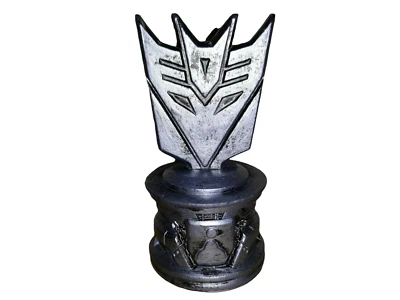 Pieza de ajedrez peón emblema plateado Decepticon '06 Hasbro Transformers plástico 2 3/4" Foto 1 de 4