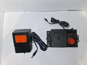 Hornby R965, Single track Controller & R964 Transformer, 12 V DC/15V AC outputs - Picture 1 of 4