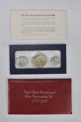 Vintage US MINT'S BICENTENNIAL SILVER UNCIRCULATED 3 COIN SET #08268 - Image 1 of 3