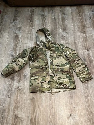Goretex APEC PARKA Multicam CAMO PATTERN Small Regular JACKET Military Issued - Image 1 of 4