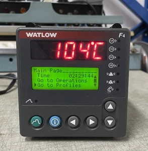 Controlador de temperatura de rampa de doble canal Watlow F4DH-CKCA-11RG usado - Imagen 1 de 9