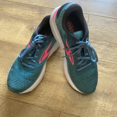 Brooks Ghost 16 Road Running Shoes. UK 7 - Image 1 of 4