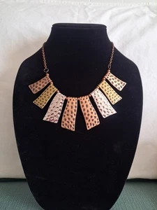 Beautiful 3-Tone Silvertone Copper Brass 18-20" Statement Necklace - Picture 1 of 2