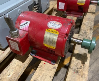 5HP Baldor M3218T Industrial Motor 208-230/460V 3PH SF 1.15 Frame 184T Des B - Image 1 of 4