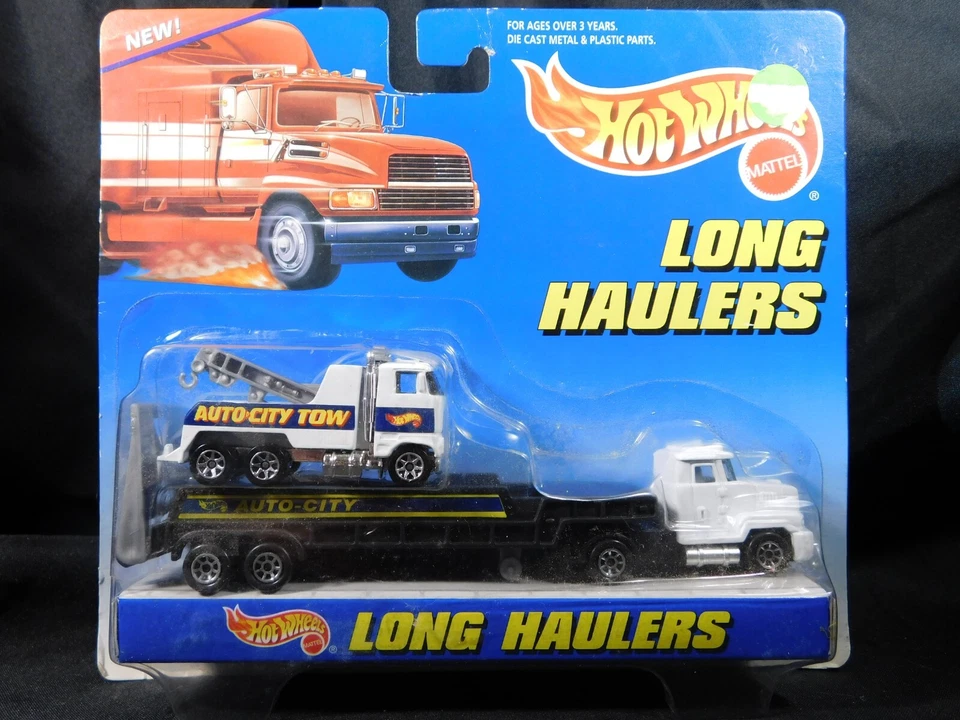 Hot Wheels - Long Haulers - Auto City Tow Truck & Transporter - Image 1 of 3