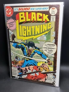 Black Lightning #1 (1977) - Sehr guter Erhaltungszustand (7,5-8,0) - 1. Auftritt von Black Lightning, DC - Bild 1 von 1