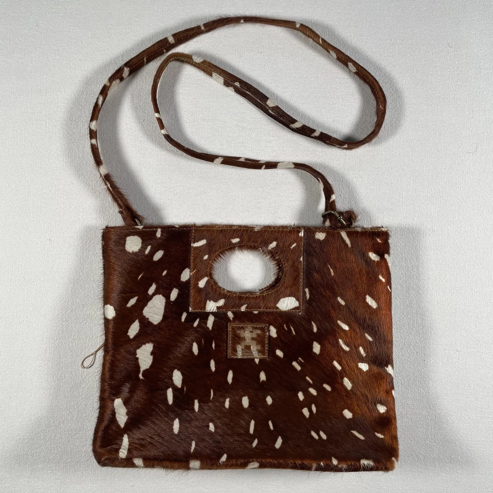 Bolsa de ombro tiracolo couro bovino cabelo Charlie marrom bambi EUA - Imagem 1 de 4