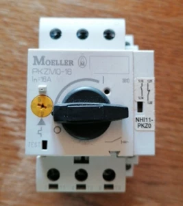 Moeller Motorschutzschalter PKZM 0-16 mit Hilfskontakt - Bild 1 von 5