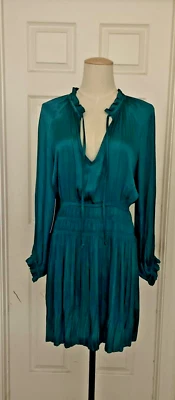 Vestido Anthropologie Current Air Los Angeles Verde Satinado Talla Pequeña Pequeño Foto 1 de 4