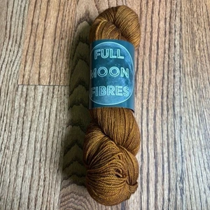 Full Moon Fibres Yarn Wool Walnut Brown Tonal Fingering Merino Knit Crochet New - Picture 1 of 3