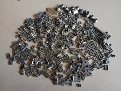 LEGO BULK LOT OF 292 METALLIC/ FLAT SILVER  SPECIALTY PIECES - Image 1 of 3