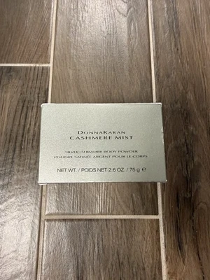 Donna Karan кашемировый туман серебро отлива тела порошок - 75 г/2,6 унц Бесплатная доставка! - Изображение 1 из 2