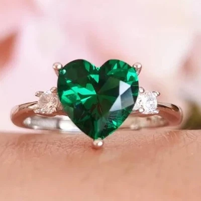 3.20 克拉心形切割天然翡翠和钻石宝石戒指 950PT 镀铂 — 第 1/4 张图片