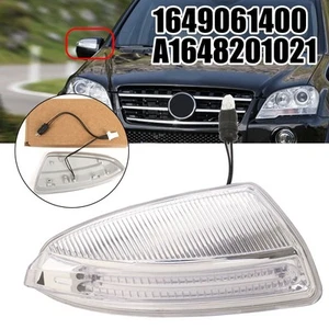 Sleek Design Right Side Rearview Mirror Indicator Lamp For MB Vehicles - Picture 1 of 10