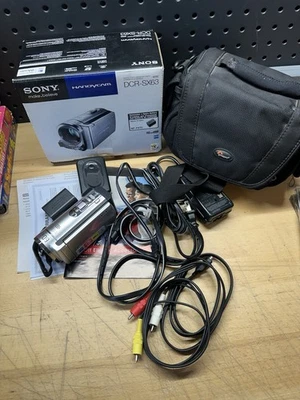 Sony DCR-SX63 Handycam 16 GB 60x Optical Zoom Camcorder w/Battery Cables TESTED - Image 1 of 4