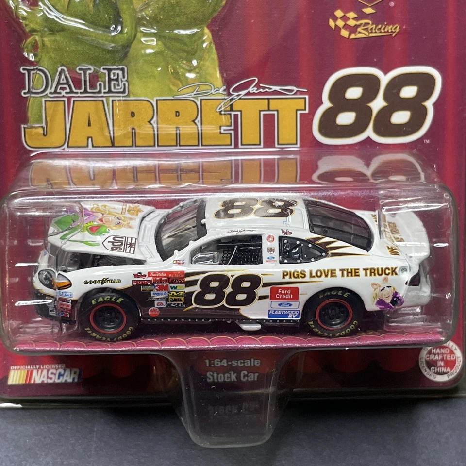 Action Dale Jarrett #88 UPS / Muppets 25th Anniversary 2002 Taurus 1 64