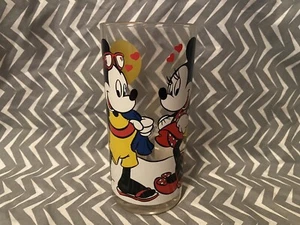 Vintage Mickey & Minnie Mouse Strand Kunststoff Trinkbecher Walt Disney Company - Bild 1 von 9